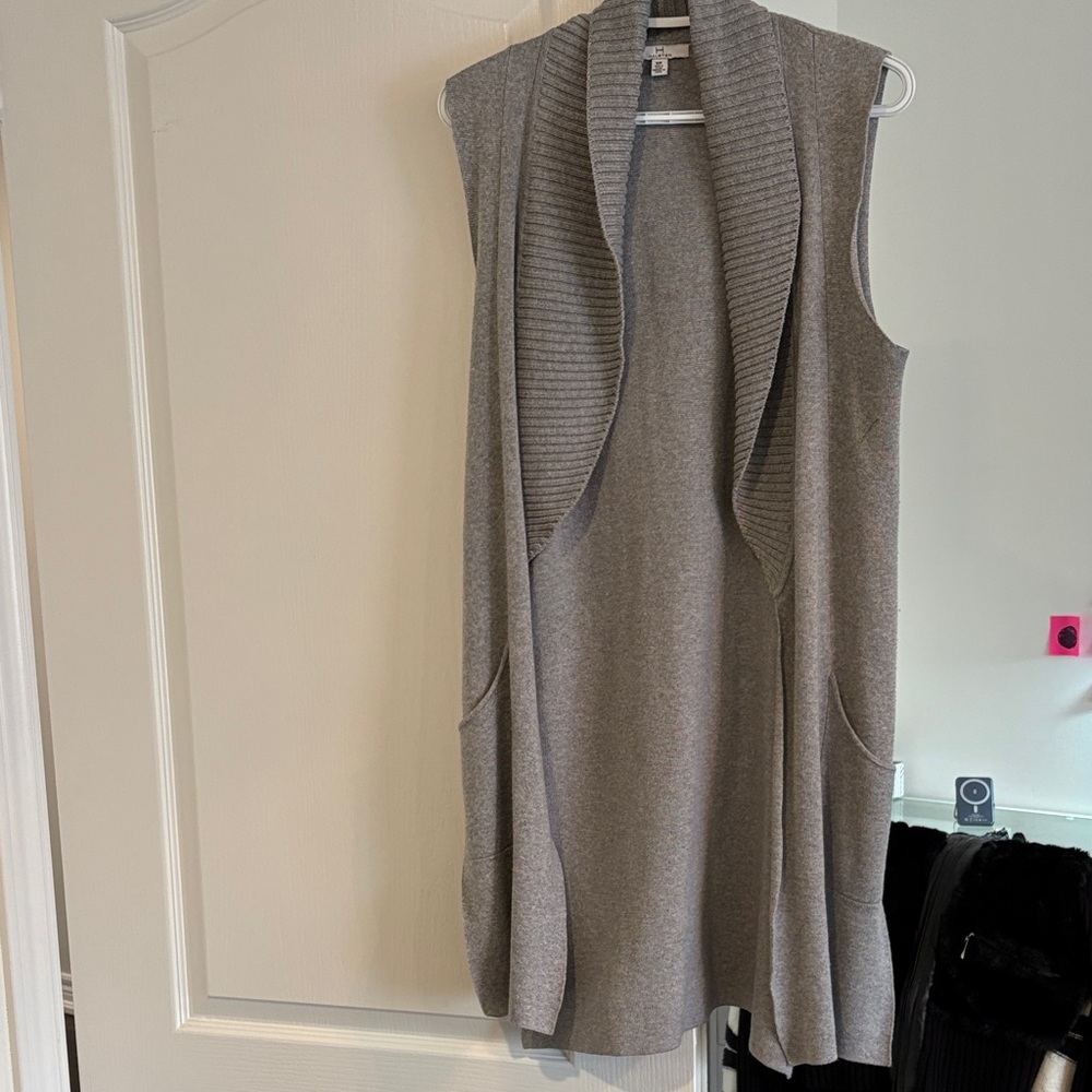 H by Halston Gray Open Front Cardigan Vest